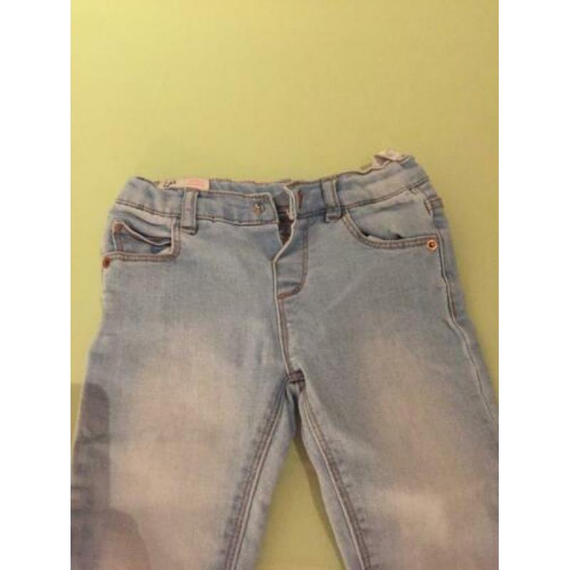 Zara skinny jeans, maat: 104
