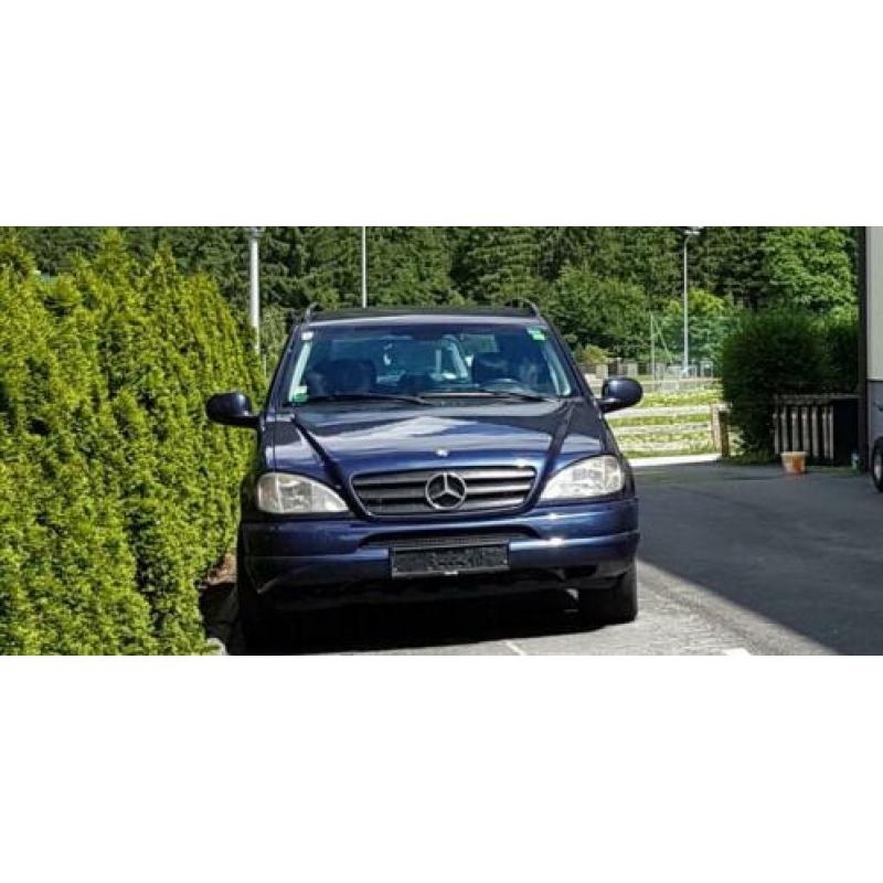 Mercedes Benz ML 270 cdi, Automaat. 2001