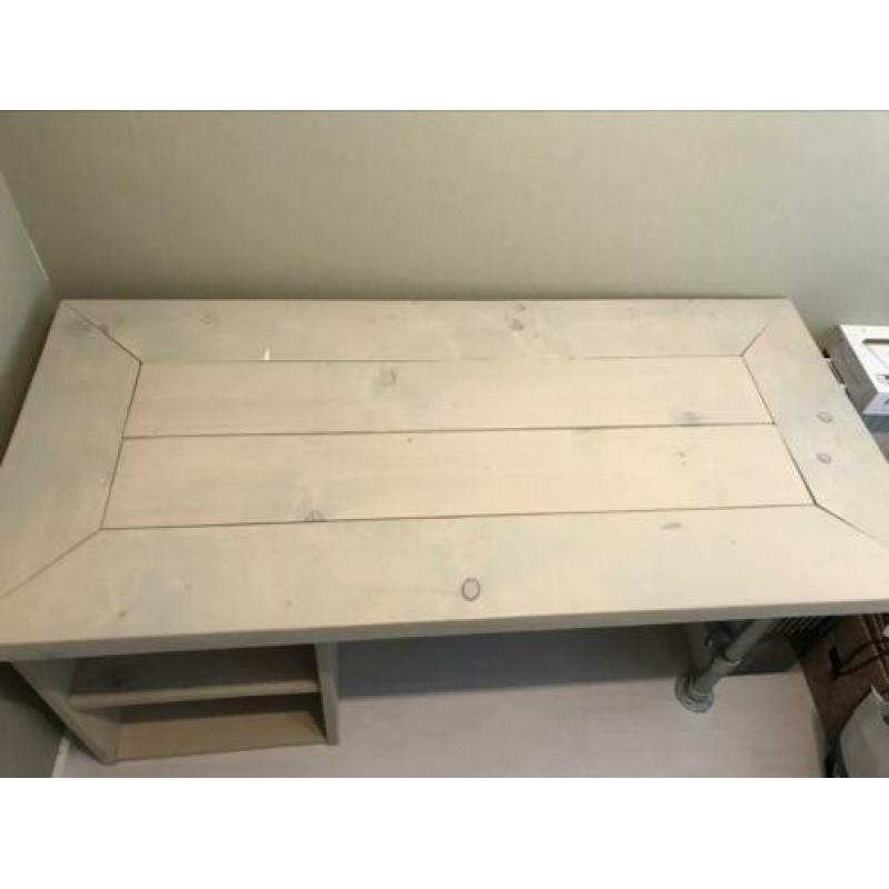 Steigerhout industrieel bureau