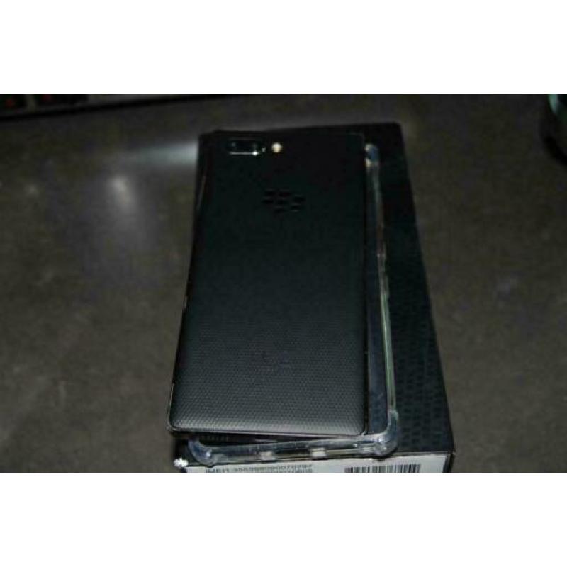BlackBerry KEY2 Dual Sim 128GB/6GB Zwart QWERTZ toetsenbord