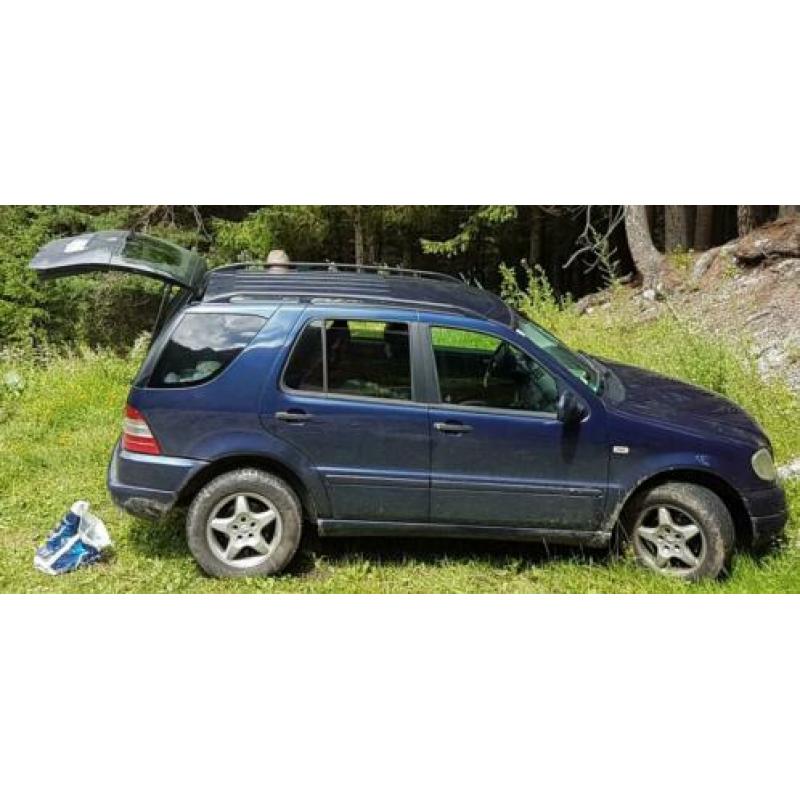 Mercedes Benz ML 270 cdi, Automaat. 2001