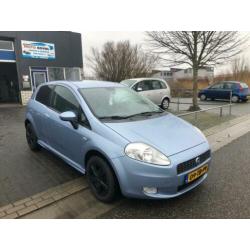 Fiat Grande Punto 1.4 Edizione Prima / BJ : 2006 / Climate C