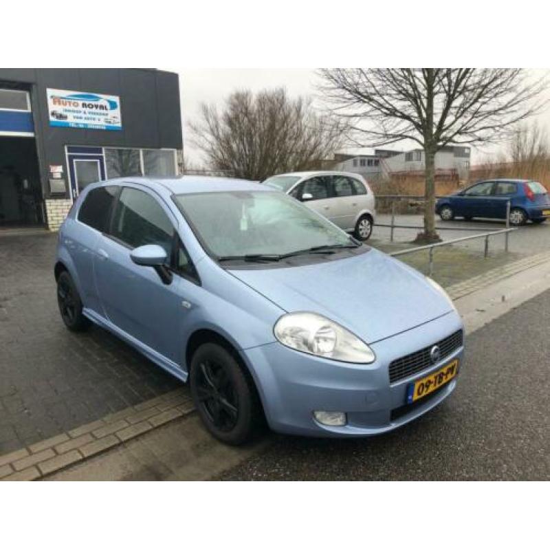 Fiat Grande Punto 1.4 Edizione Prima / BJ : 2006 / Climate C