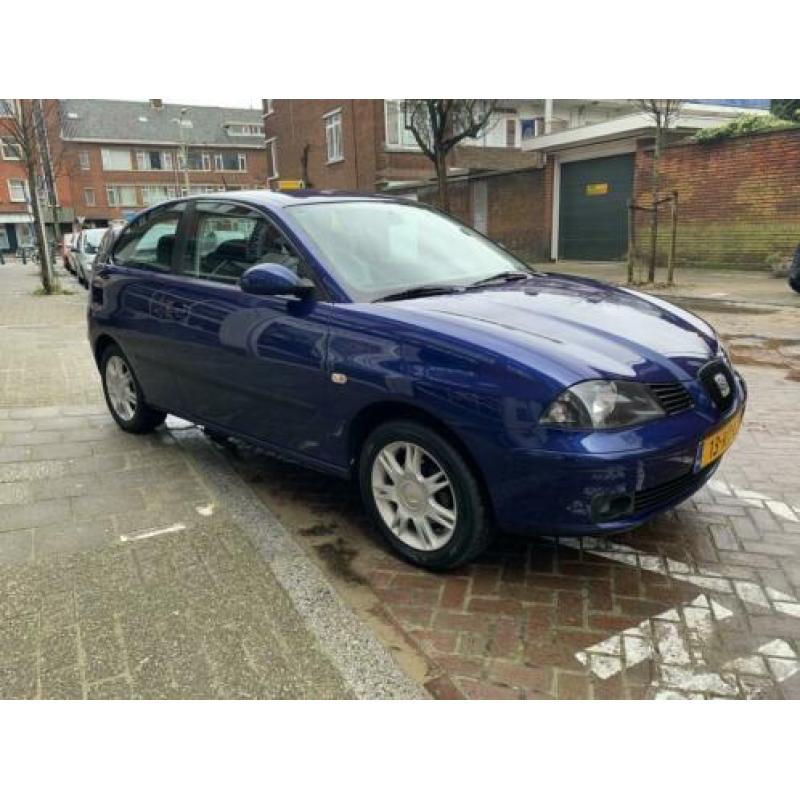 Seat Ibiza 1.4-16V Reference (bj 2005)