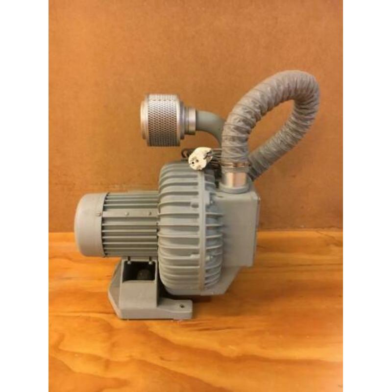 Rietschle SKG 226-2.02 zijkanaalventilator blower vacuumpomp