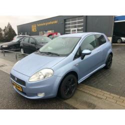 Fiat Grande Punto 1.4 Edizione Prima / BJ : 2006 / Climate C