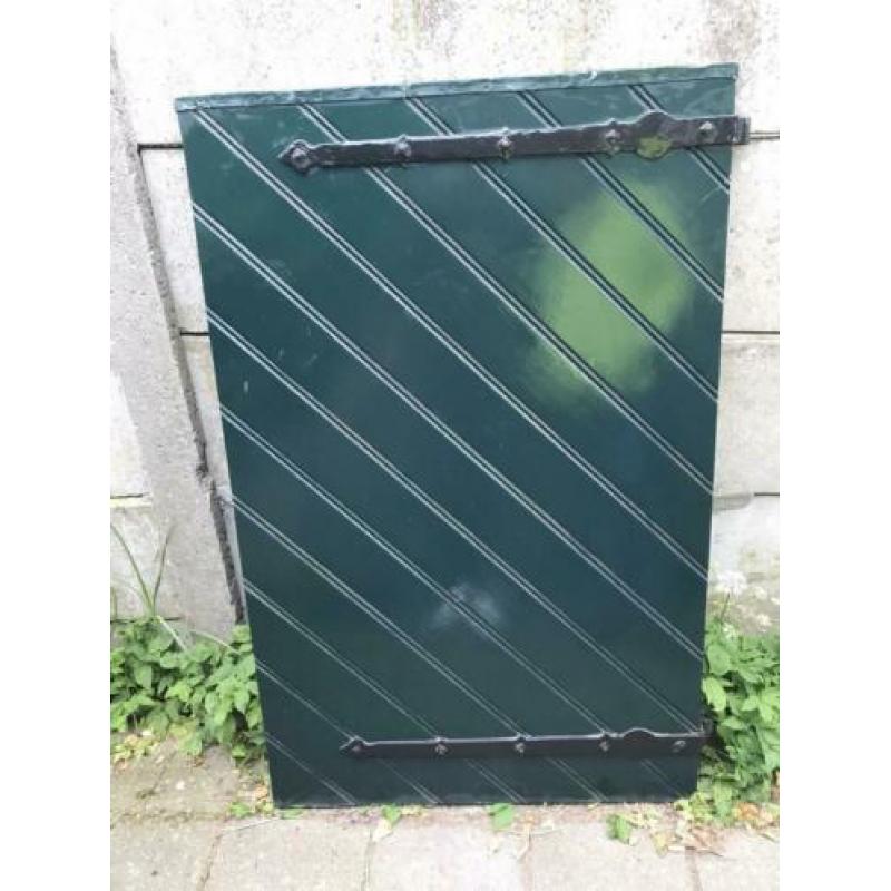 Hardhouten luiken