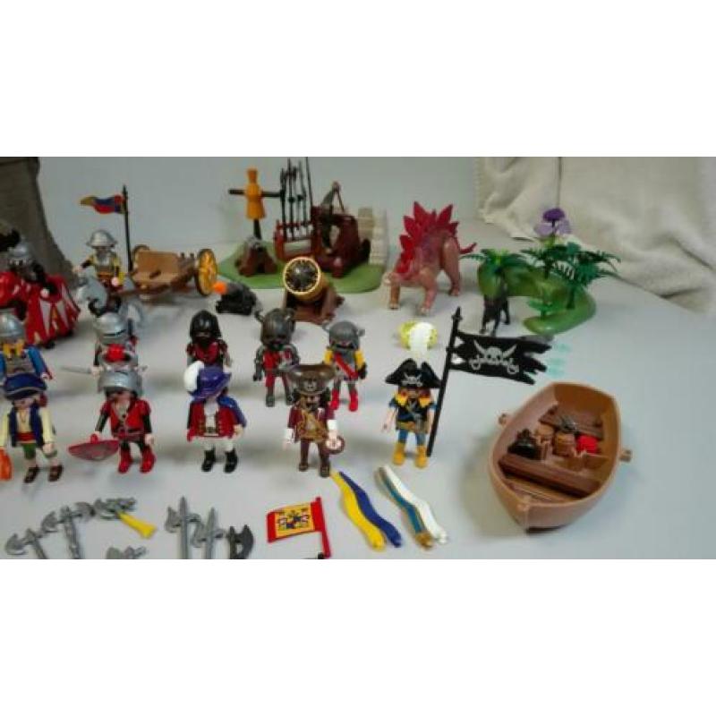 Grote partij Playmobil, kastelen, ridders, piraten, draken