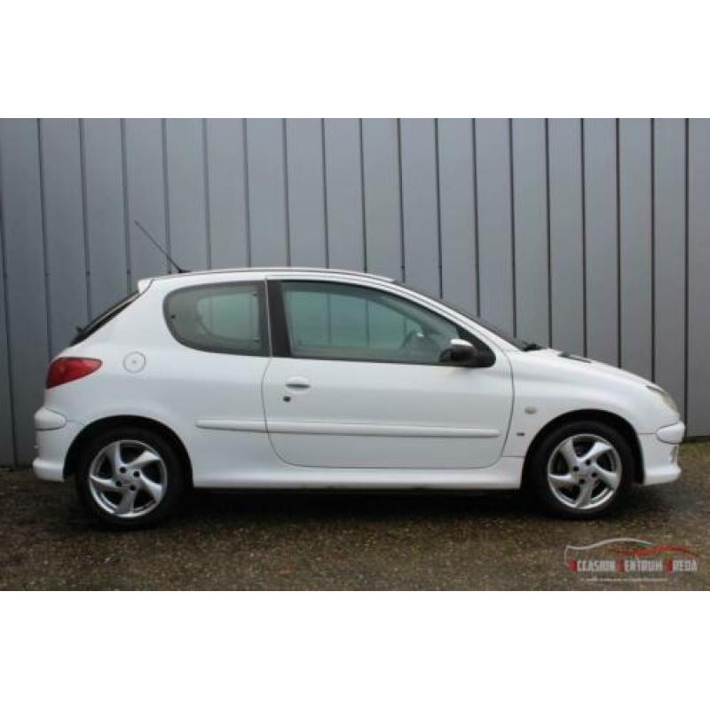 Peugeot 206 2.0 HDI 66KW 3DRS AIRCO NWE APK ELEK. RA