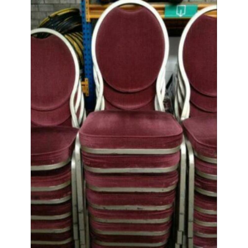 Stackchair - Rood/Champagne - Gestoffeerde stoel/Stack Chair