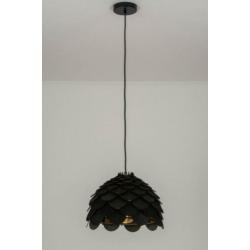 hanglamp hout zwart uniek eettafel tafel slaapkamer bed lamp