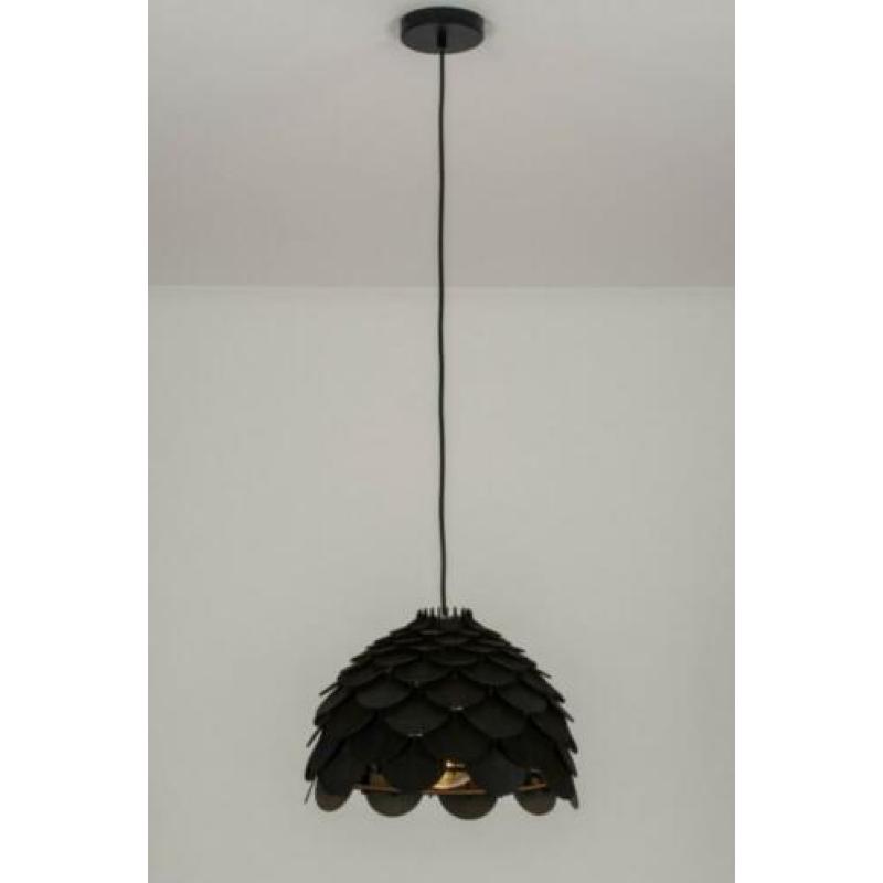 hanglamp hout zwart uniek eettafel tafel slaapkamer bed lamp
