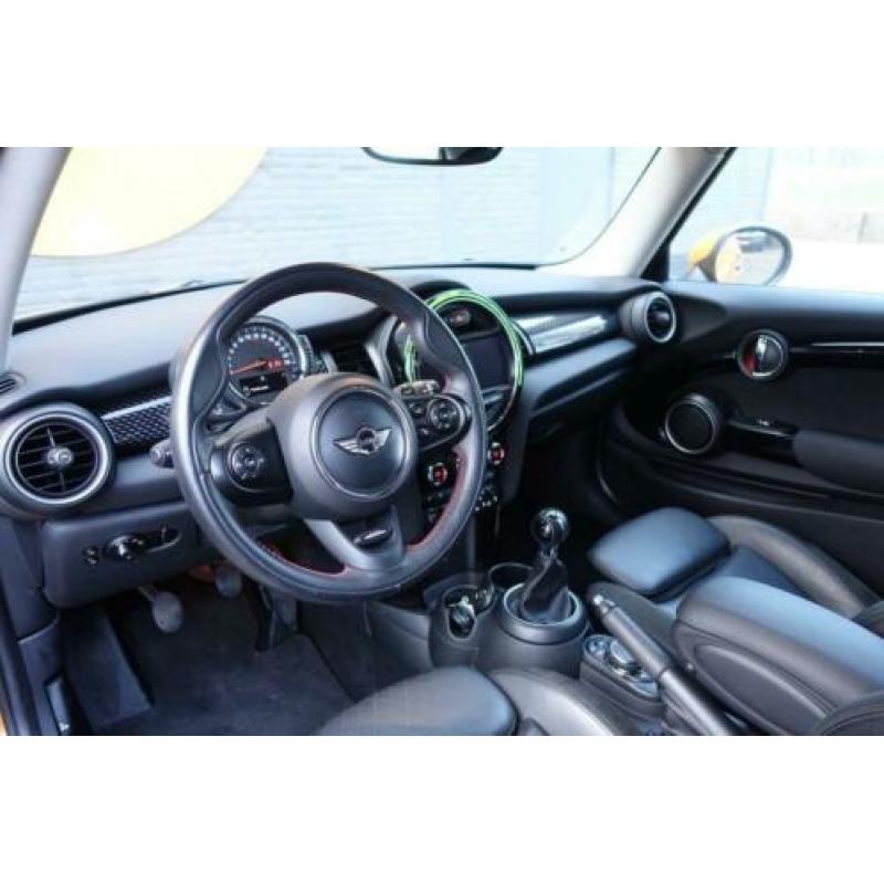 Mini Mini 2.0 Cooper S Wired/LED/Parkassistent