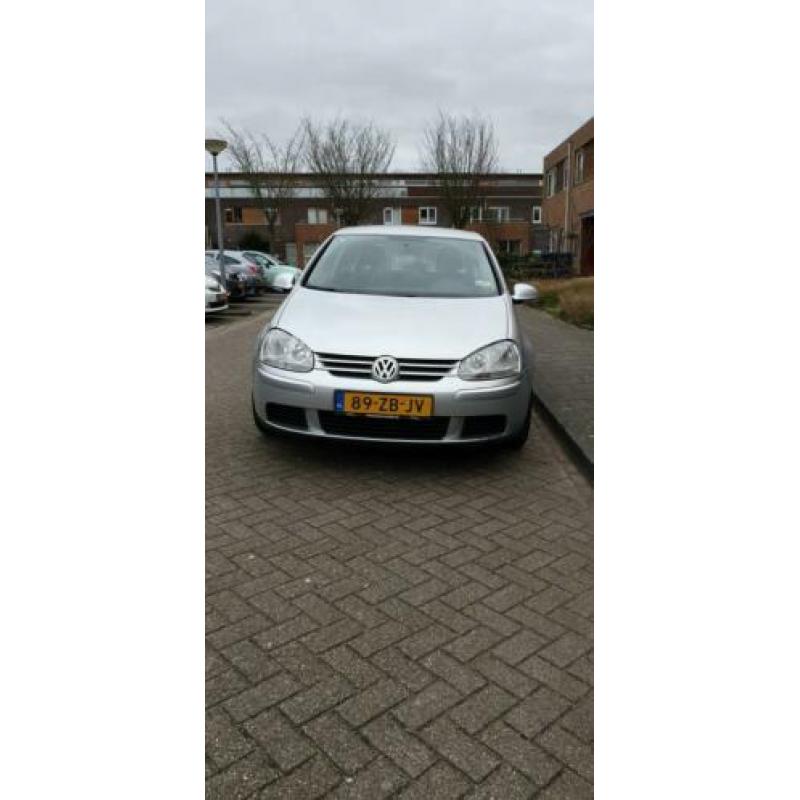 Volkswagen Golf 1.9 TDI 77KW 2008 Grijs