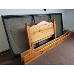Houten bed + Auping spiraalbodem 210cm