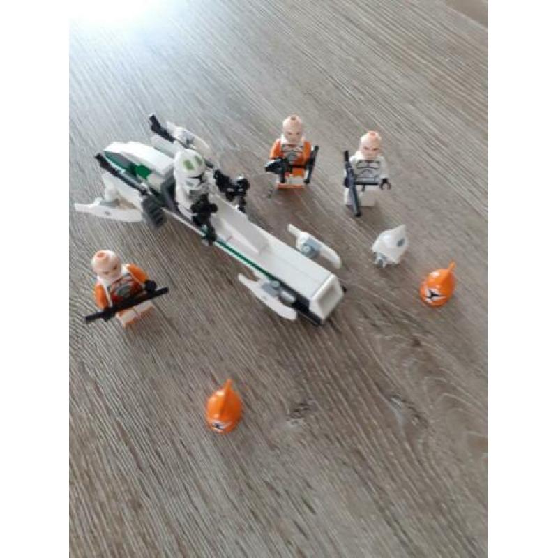 Lego Starwars Clone Trooper Battle Pack 7913