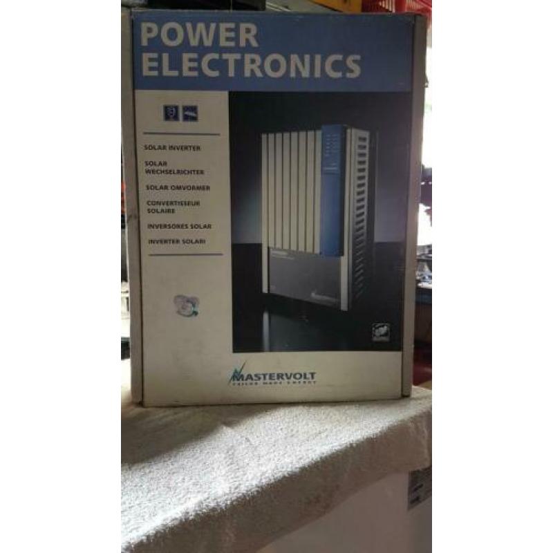 Nieuwe Mastervolt QS3200 omvormer geschikt voor +/-12panelen