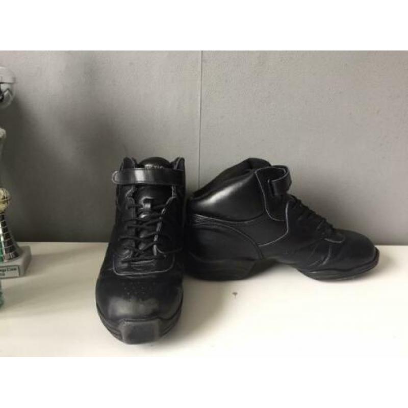 Capezio Dans Sneaker maat 41 (valt als 39/40)