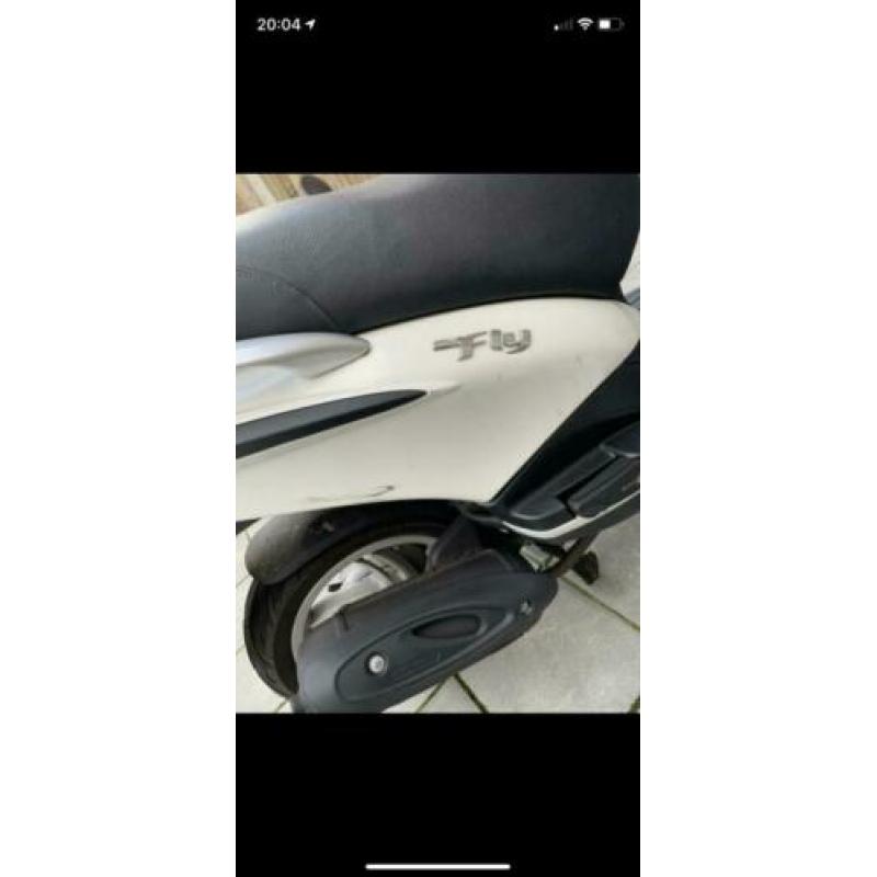 Piaggio Fly 4T 2018 incl 4* slot