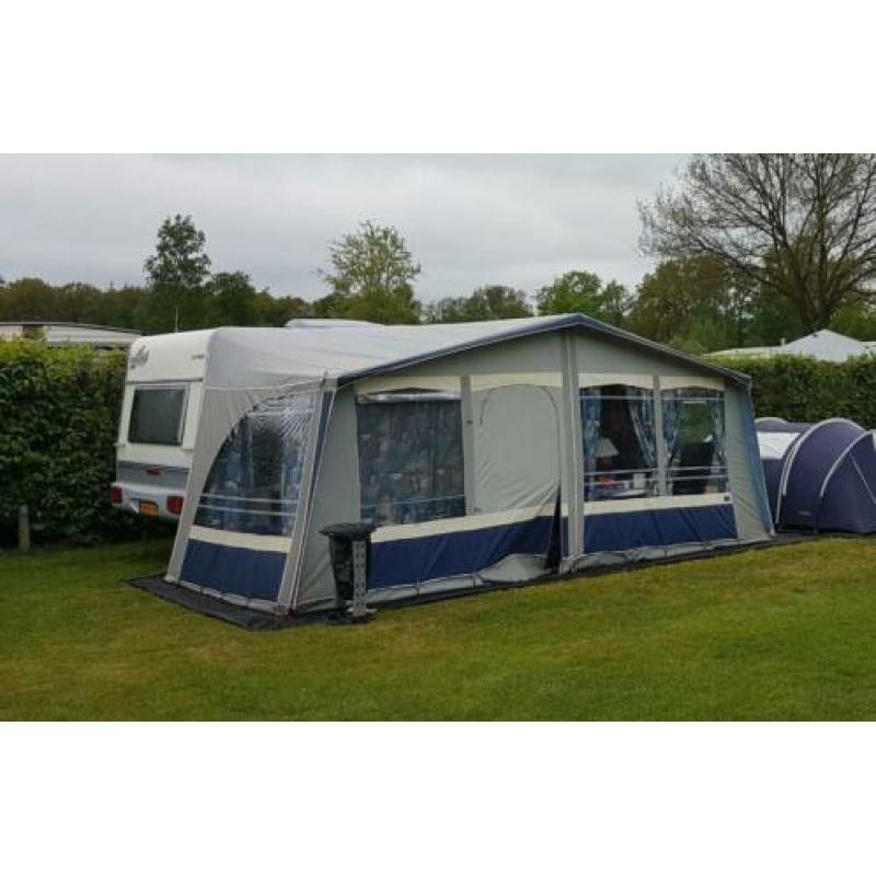 Ventura voortent G18 met glasfiberframe