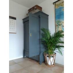 Antieke/Brocante schoolkast, winkelkast linnenkast grijs