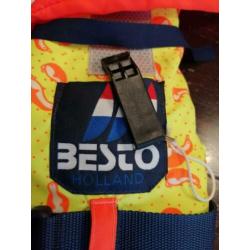 Te koop: zgan reddingsvestje Besto maat 2