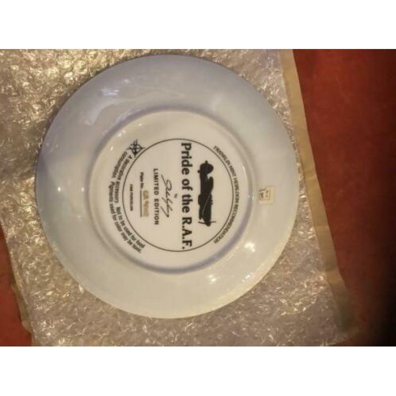 Twee Franklin Mint borden Spitfire