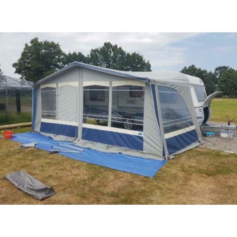 Ventura voortent G18 met glasfiberframe