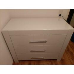 Ledikant bopita hoog glans wit met commode hoogglans wit
