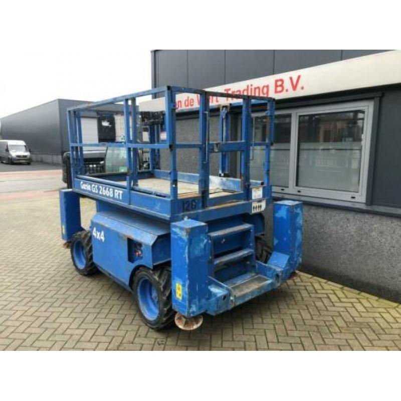 GENIE hoogwerker schaarlift GENIE GS2668 RT 4x4 kubota DIESE