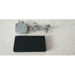 Nintendo DSi Met braintrainers en veel spellen