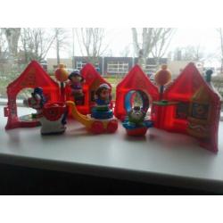 Fisher price Little people
