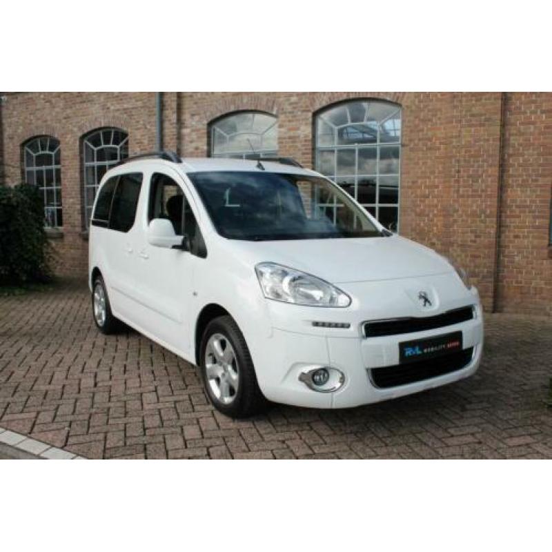 Peugeot Partner Tepee 1.6 VTi Style 5prs 2015 79.138Km Navi