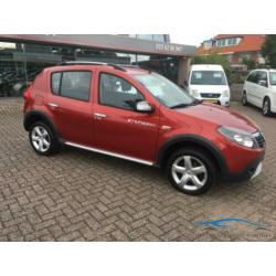 Dacia Sandero 1.6 Stepway (bj 2010)