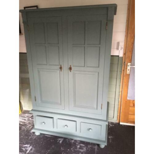 Mooie groene kast