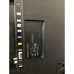 Samsung UHD TV UE49KU6640