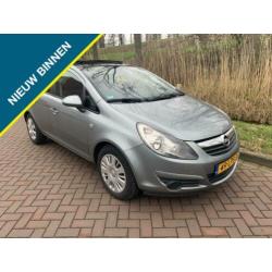 Opel Corsa 1.2-16V 111 Edition