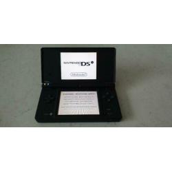 Nintendo DSi Met braintrainers en veel spellen