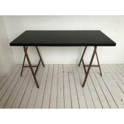 Donkerbruin IKEA-bureau LINNMON