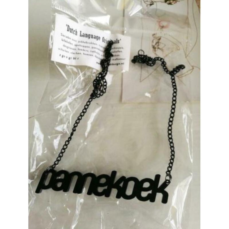 Zwarte Pannekoek ketting, naked Design, toren C, naamketting