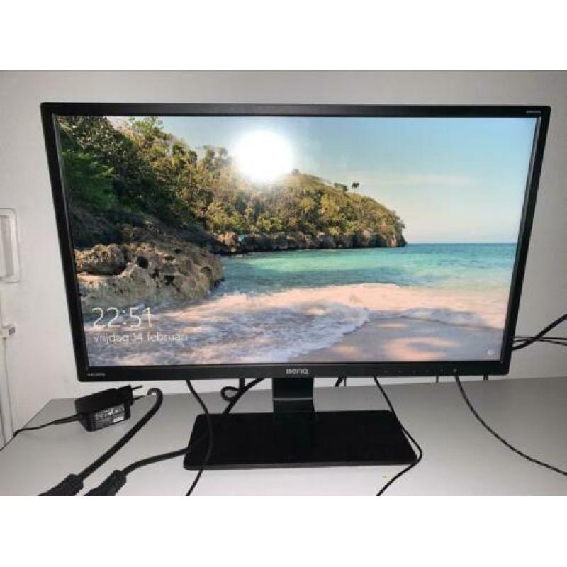 Monitor, Toetsenbord, muis, muismat