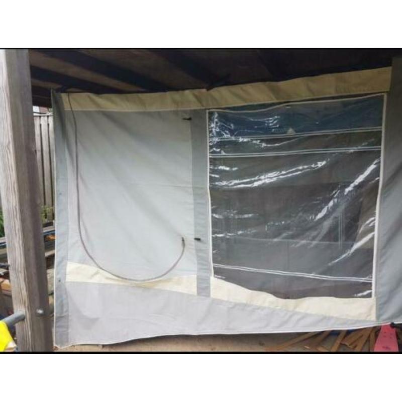 Ventura voortent G18 met glasfiberframe