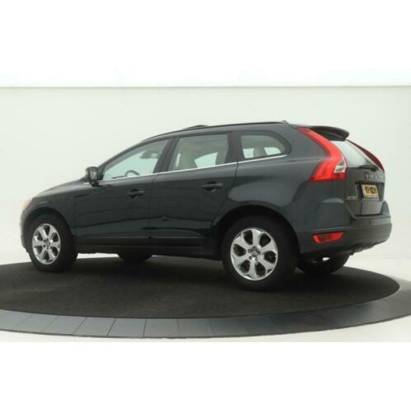 Volvo XC60 2.4 D5 Aut. AWD Summum | Xenon | Navigatie | Adap