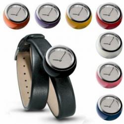 Tamawa horloge met 'biljartballetje'