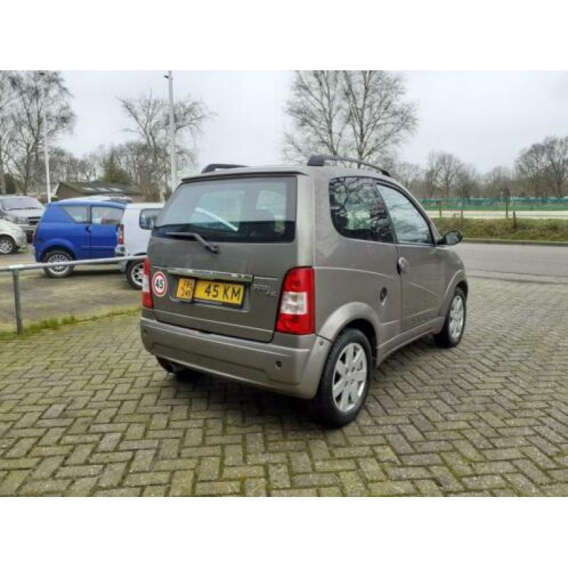 Brommobiel Ligier Xtoo R 45 km