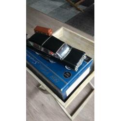 Begrafenisauto cadillac 1.18