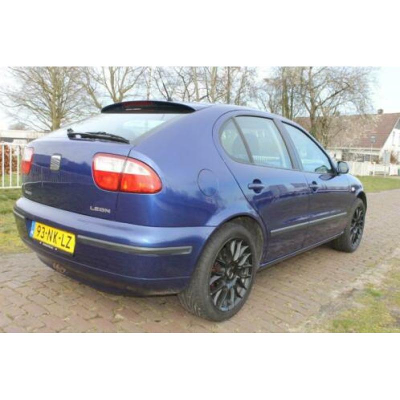 Seat Leon 1.6 16V 77KW 2003 Blauw Airco Trekhaak