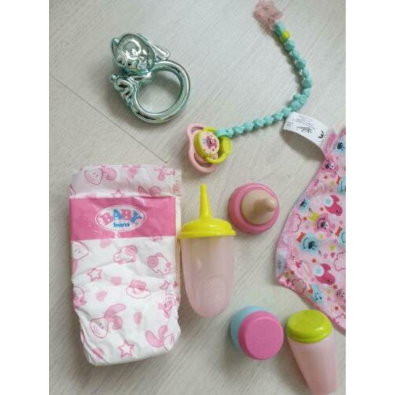 Babyborn verzorgingsset ? Nooit gebruikt en compleet !