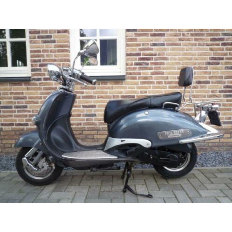 GRANDE RETRO BJ 2013 KM 7100 1e EIGENAAR AGM GRAND SNOR