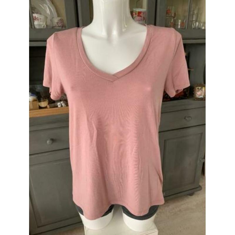 Roze top van Jacqueline de Yong maat S - met V Hals